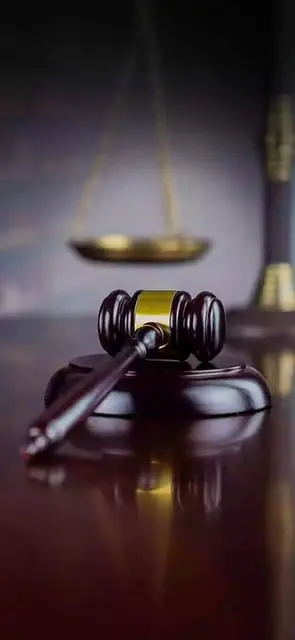 lawyer-attorney-law-judge-640x480-95440871.jpeg