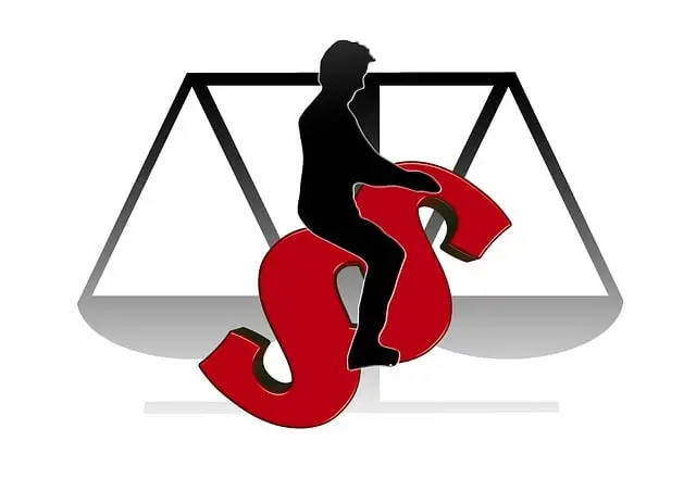 lawyer-attorney-law-judge-640x480-39804128.jpeg