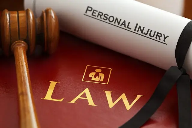 lawyer-attorney-law-judge-640x480-46914816.jpeg