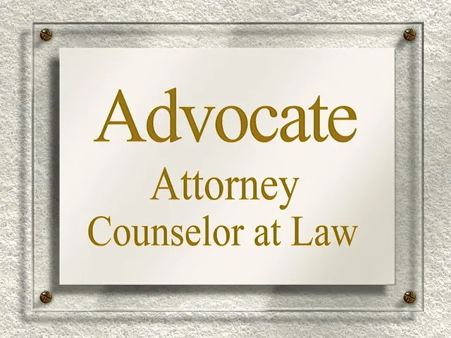 lawyer-attorney-law-judge-640x480-47088864.jpeg